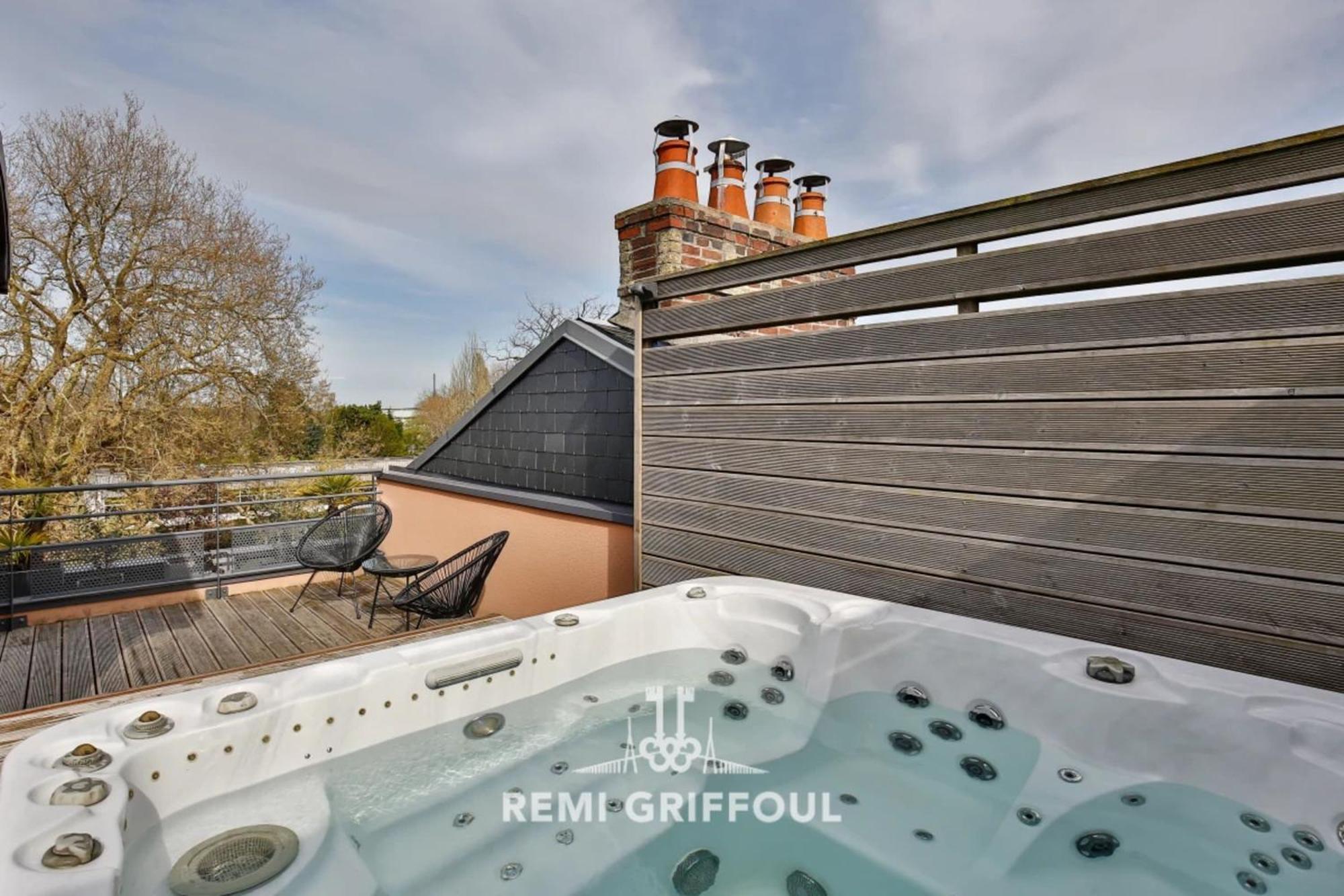 The Cosmopolitan Architect Design Home With Rooftop Jacuzzi 8 Guests Honfleur Zewnętrze zdjęcie